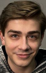 Никита Худяков