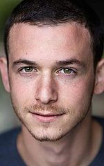 Аарон Вадовоз