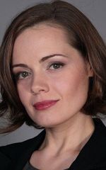 Анна Миклош
