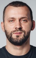 Руслан Белый