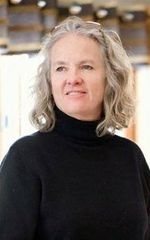 Джули Хартли