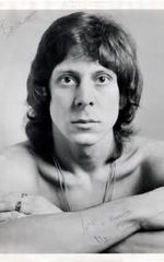 Марк Стивенс