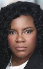 Анджела Мур