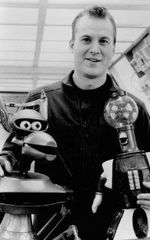 Майкл Дж. Нельсон