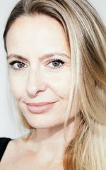 Сара Догг Асгерсдоттир